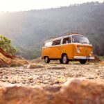 Oldtimer vs. moderne Autos
